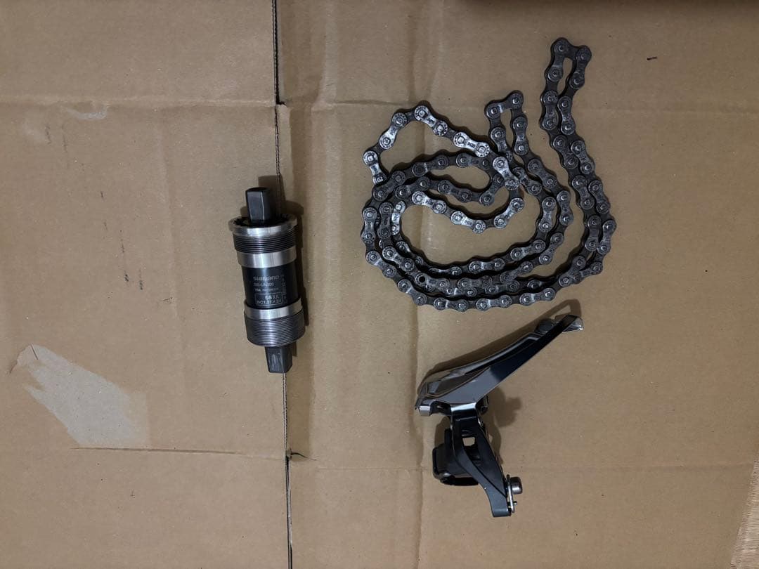 Shimano 3x8速 claris コンポーネントセット