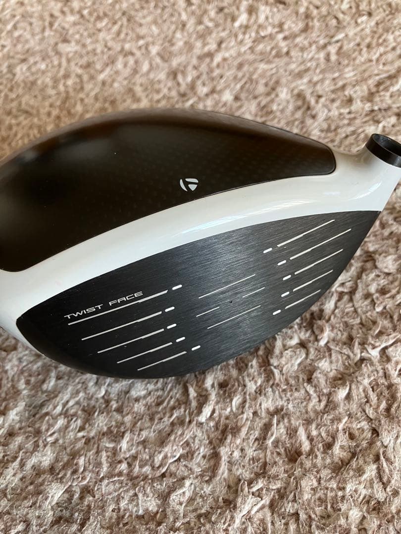 【TaylorMade】飛びのSIM2MAXドライバー10.5°ヘッド&カバー