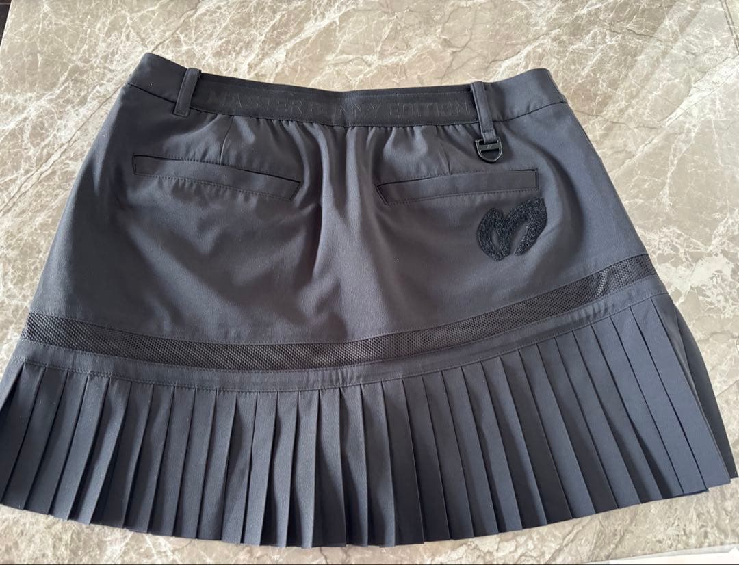 【新品】正規品　マスターバニー　スカート