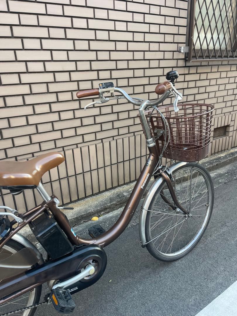 ブラウン 電動アシスト自転車 前バスケット付き