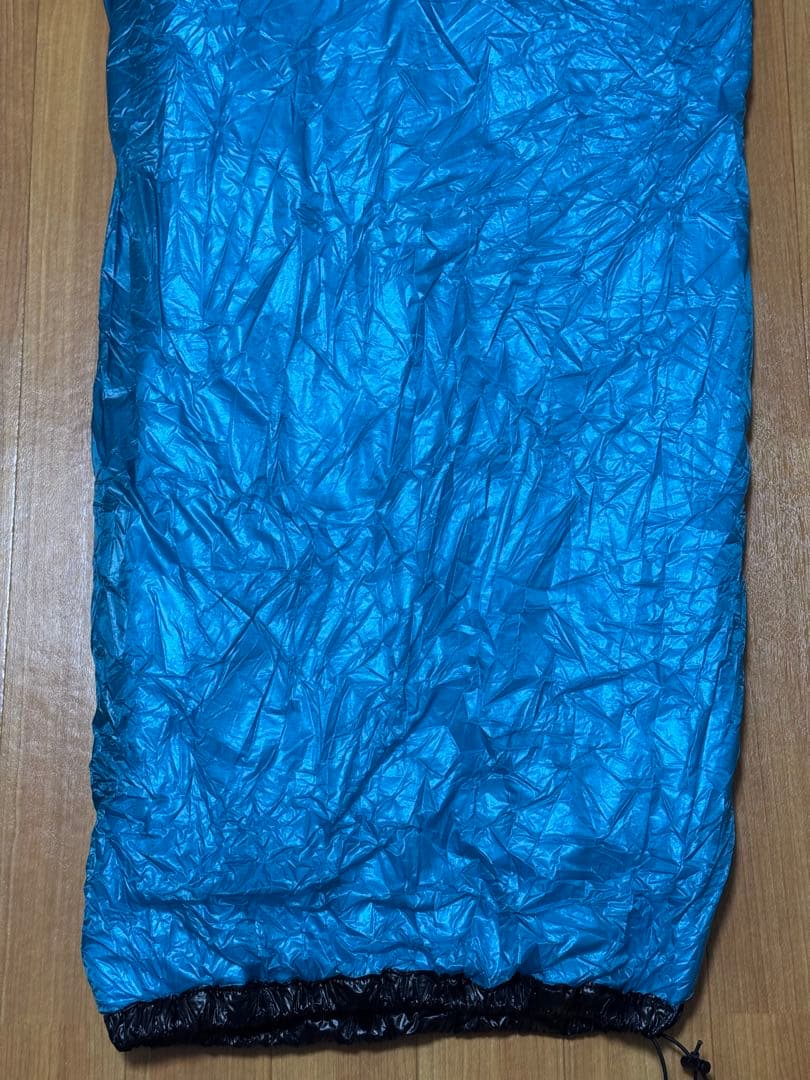 ローカスギア LOCUSGEAR Nyx Synthetic Quilt 寝袋