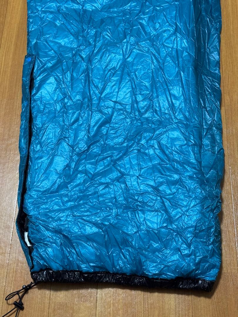 ローカスギア LOCUSGEAR Nyx Synthetic Quilt 寝袋