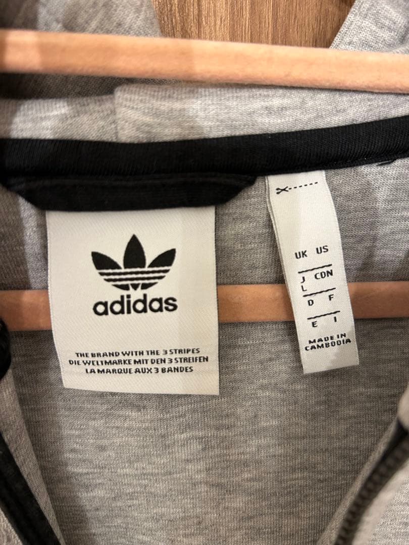 adidas ジャージ上下セット グレー
