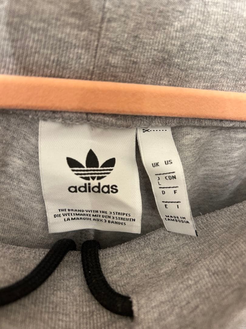 adidas ジャージ上下セット グレー
