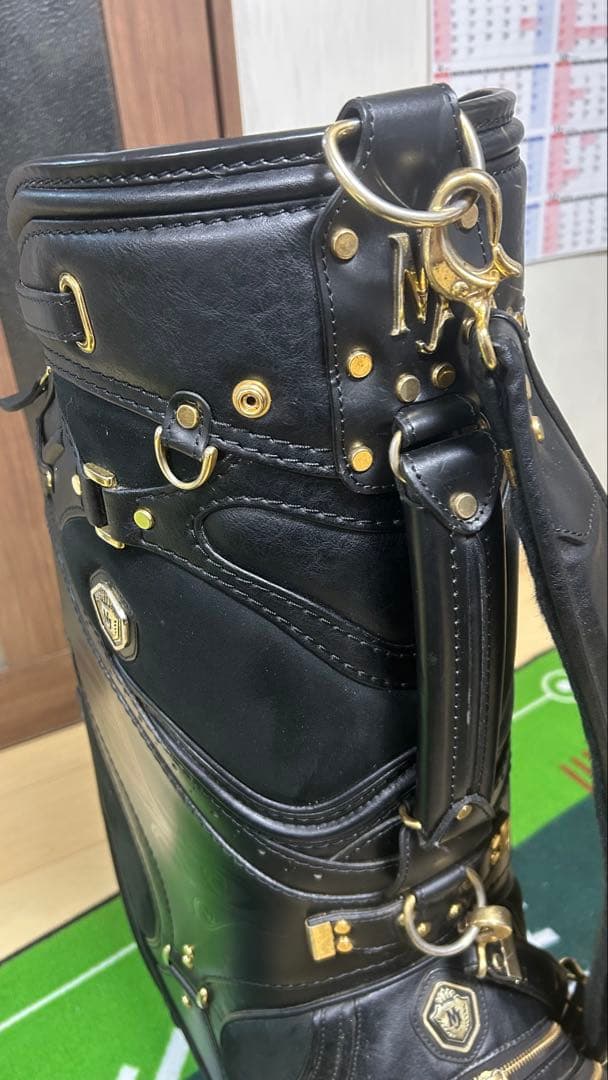 MAJESTYのバッグとアイアンセット