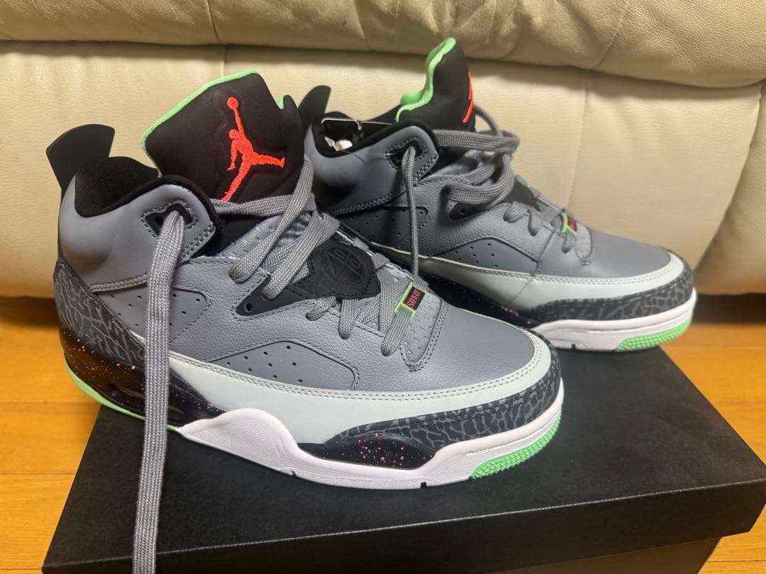 NIKE JORDAN SON OF LOW ジョーダン