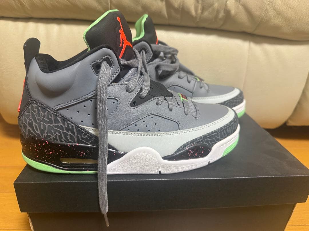 NIKE JORDAN SON OF LOW ジョーダン