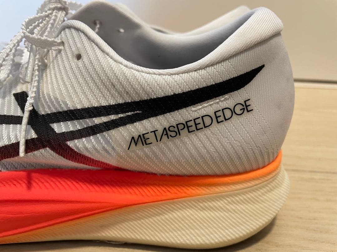 ASICS メタスピードエッジ＋
