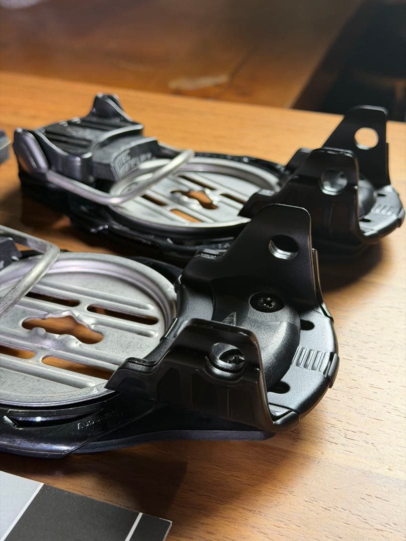 F2 INTEC TITANFLEX アルペンスノーボードバインディング M