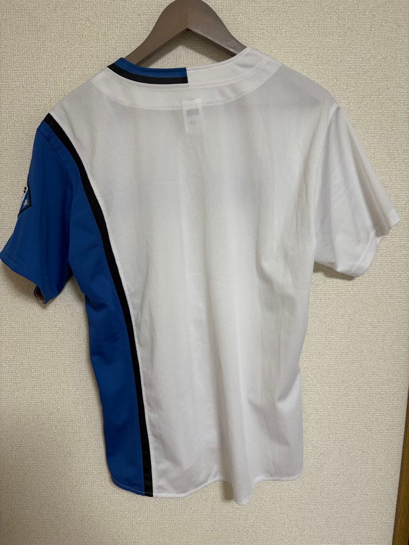 【美品】日本ハムファイターズ　S　レプリカユニフォーム　ホーム（無地）