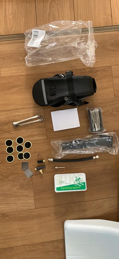 空気入れ 多機能 応急修理用 パンク修理キット サドルバック 自転車工具セット