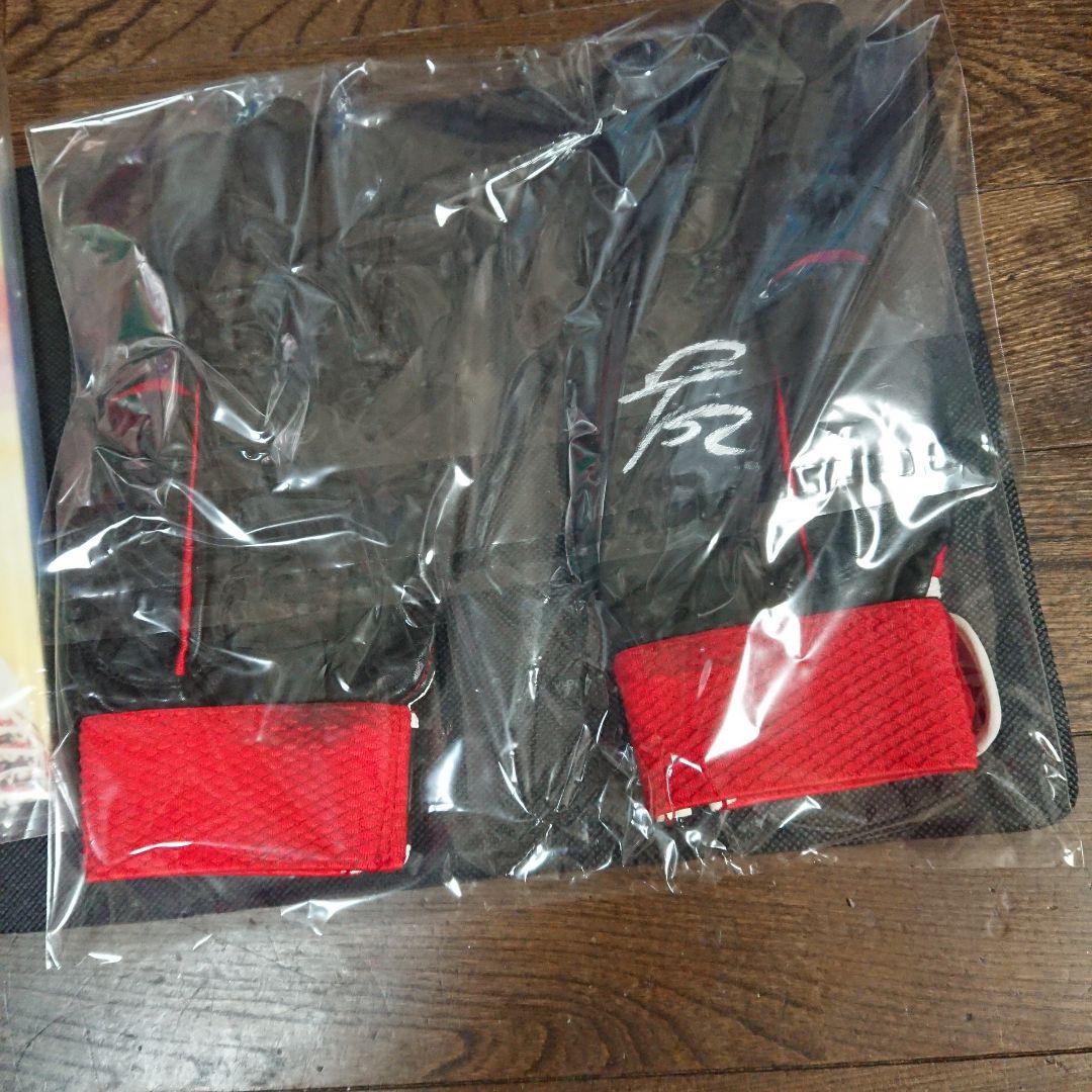 初代WBC優勝メンバー川﨑宗則 実使用バッティンググローブ(直筆サイン入)