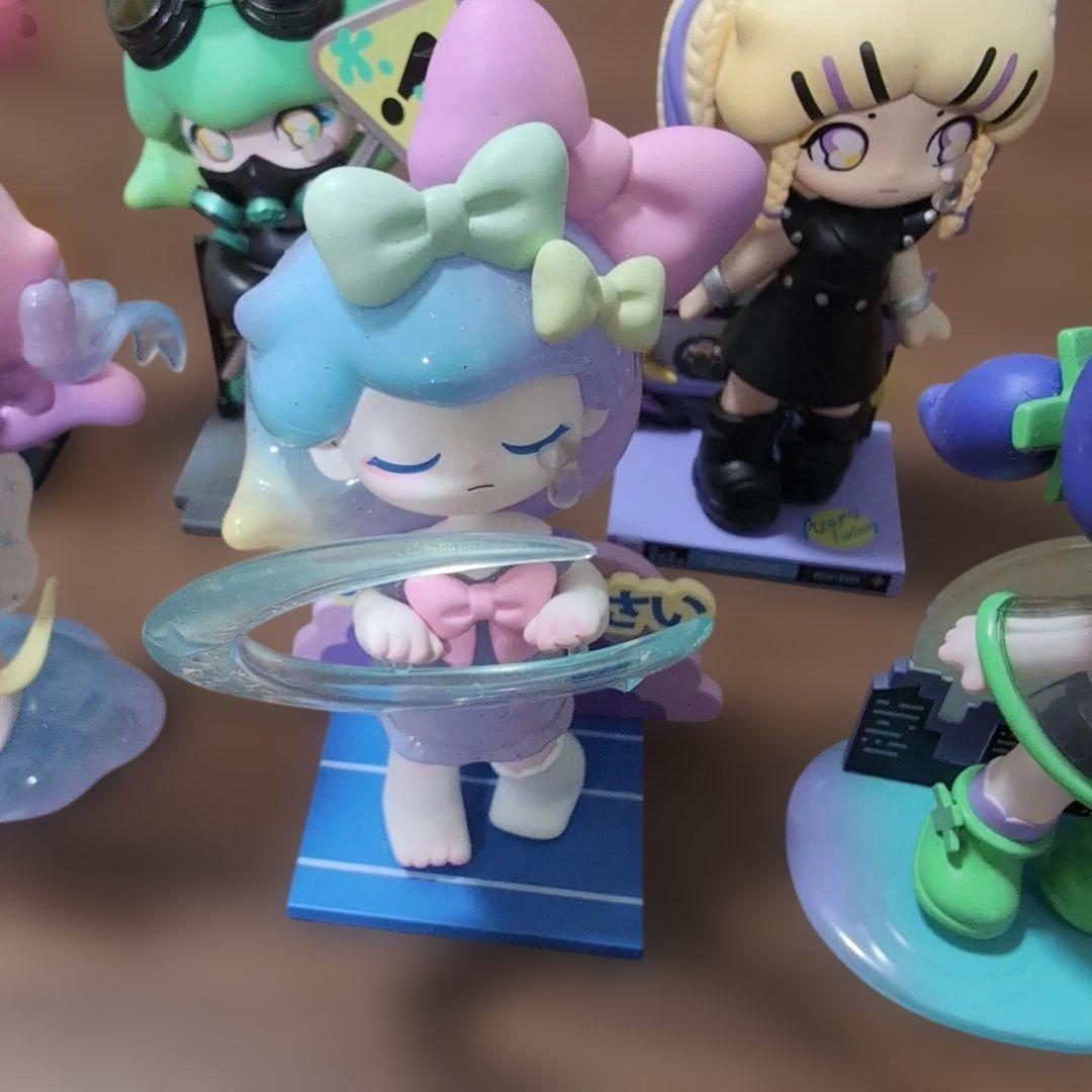 POP MART AZURA Y2K 8体セット 箱なし 飾り品 中古フィギュア