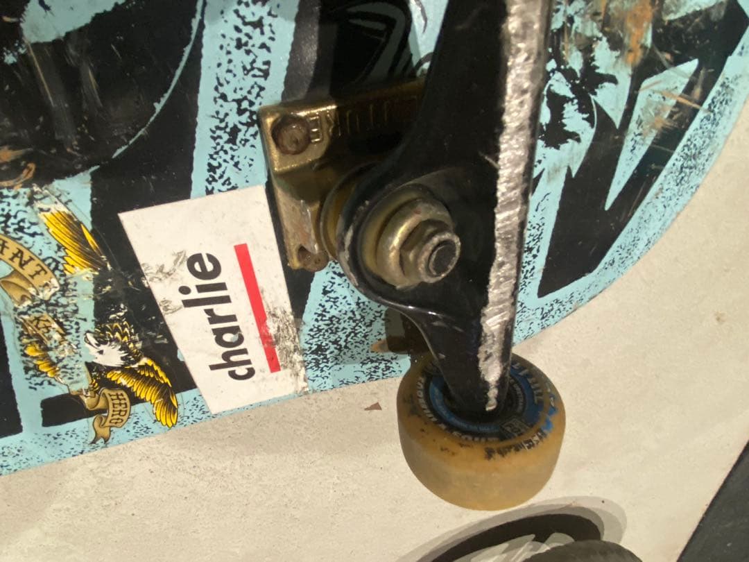 ANTIHERO アンチヒーロー スケボー VENTURE 8.0
