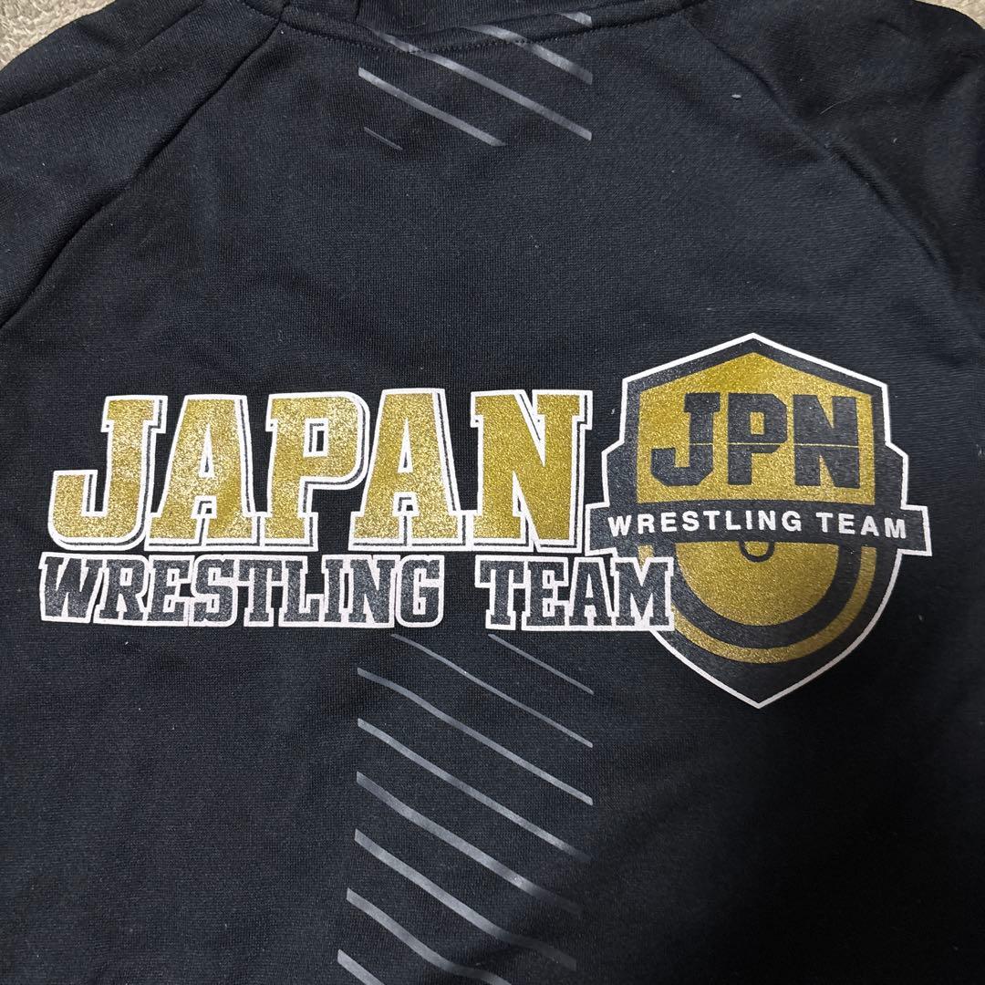 レスリング日本代表のジャージです。