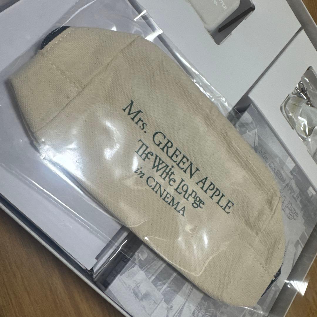 【初回限定盤】Mrs. GREEN APPLE The White Lounge