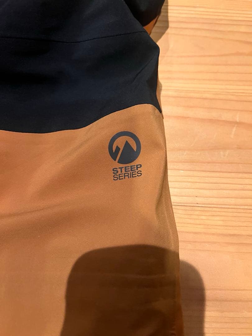 THE NORTH FACE STEEPSERIESビブパンツ