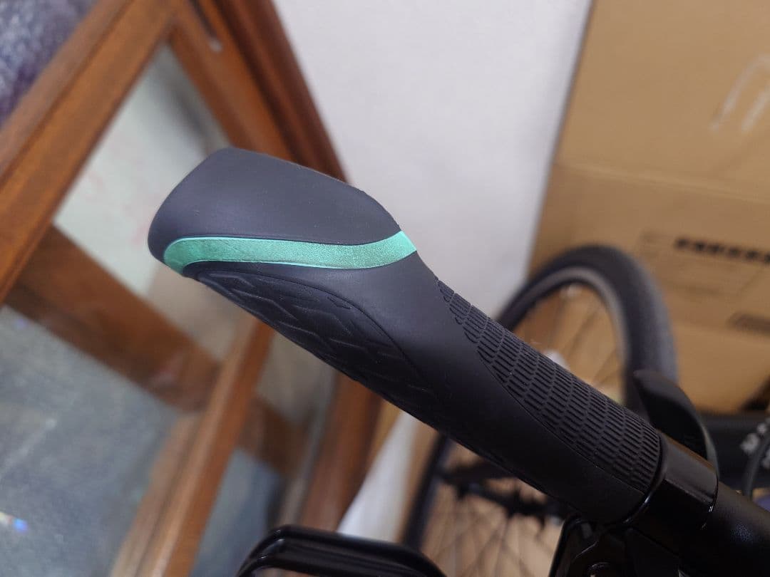 Bianchi c sport1 2022年モデル　Vブレーキ