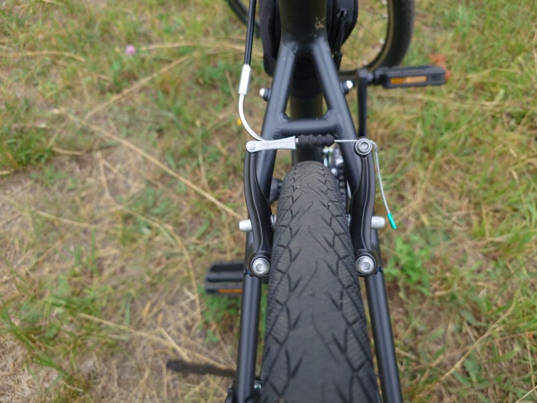 Bianchi c sport1 2022年モデル　Vブレーキ