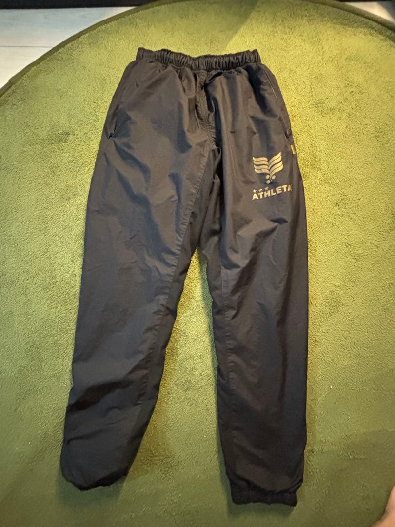 ATHLETA ピステ 上下セット 黒