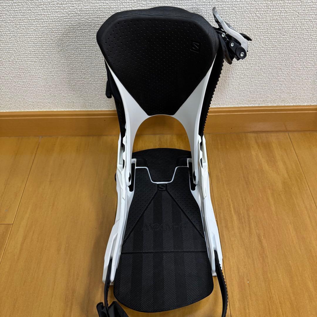 23-24 1回のみ 使用 SALOMON DISTRICT Mサイズ