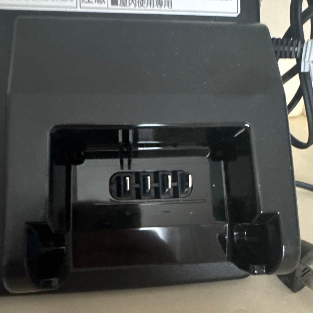 最新末使用✨パナソニック　NKJ075Z バッテリー充電器　＆対応品のおまけ付