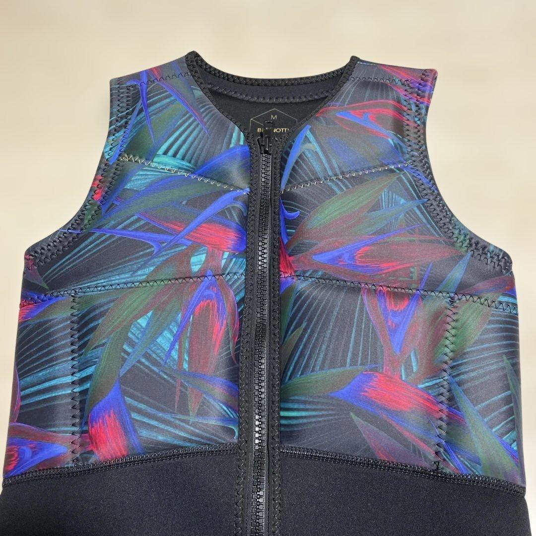【極美品】BRUNOTTI（ブルノッティ）レディース インパクトベスト