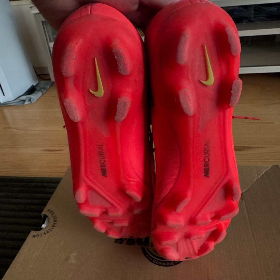 Nike Mercurial サッカーシューズ レッド