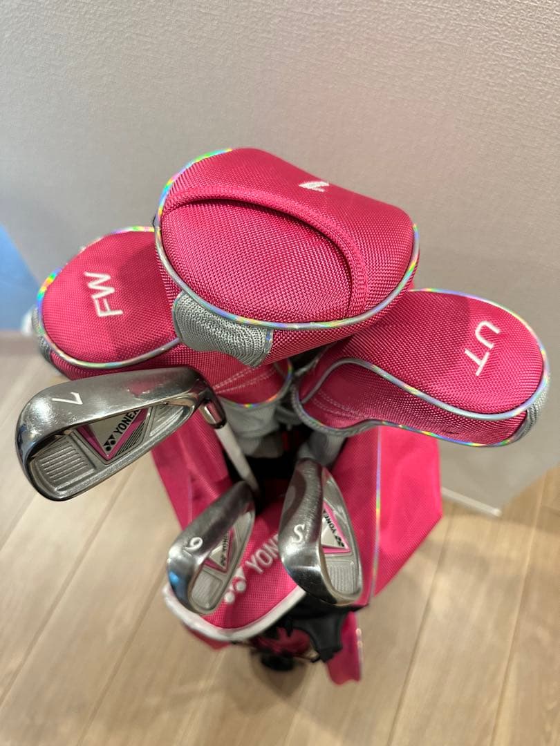 YONEX ピンク ゴルフクラブ7本セット・キャディバッグ　J135