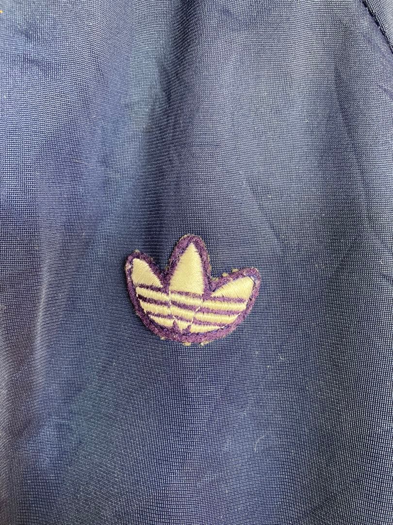 adidas vintage トラックジャケット　曲がりポケット