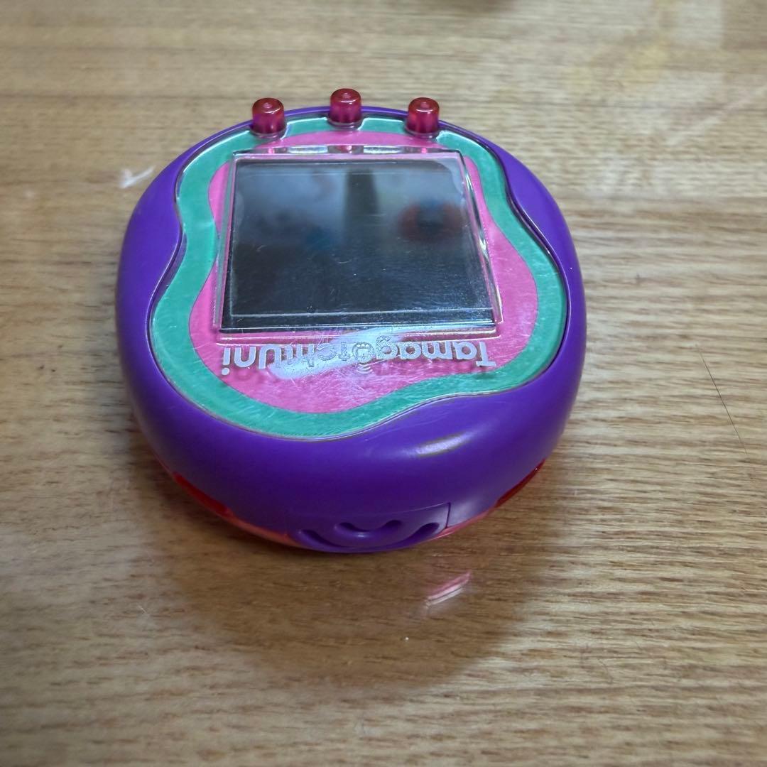 たまごっちuni ユニパープル　箱付き　説明書付き　充電器新品 フルセット