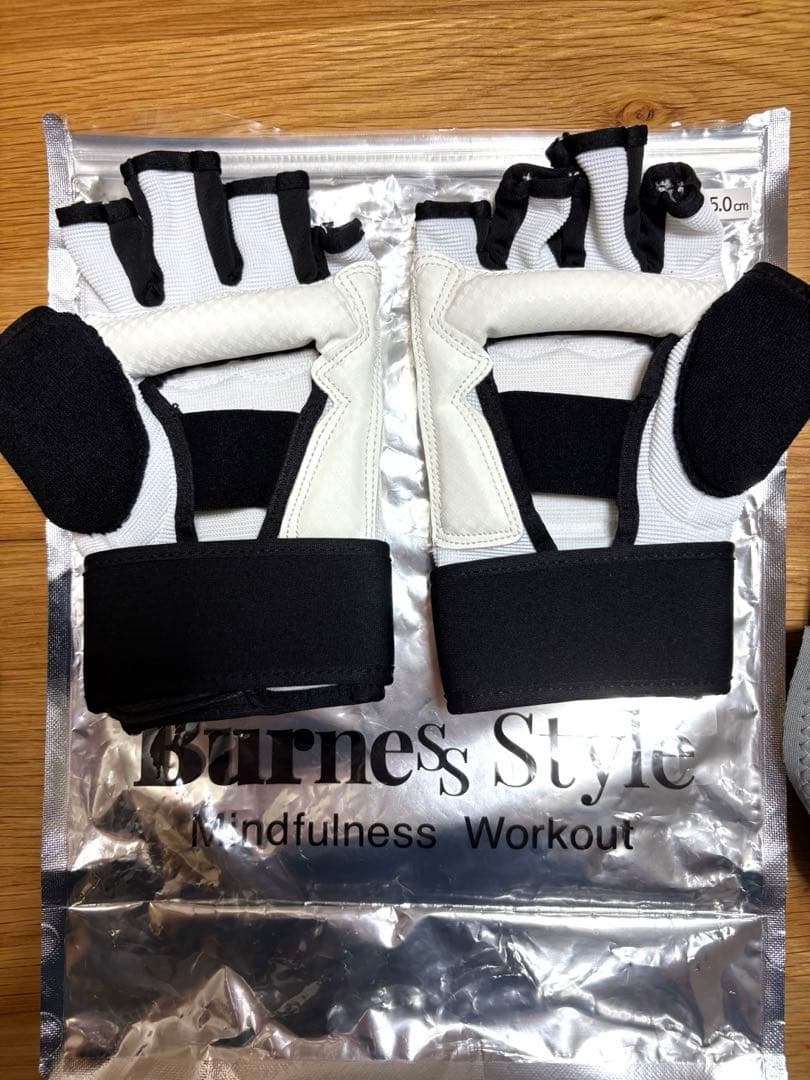 【新品未使用】Burnes Style グローブ&シューズ　セット