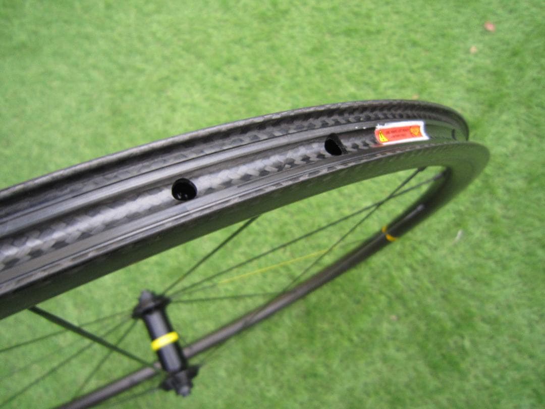 【美品】MAVIC Ksyrium Pro Carbon UST 前輪のみ