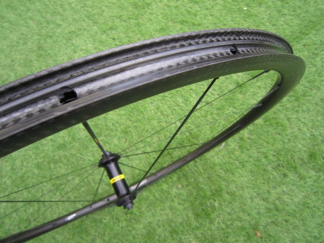 【美品】MAVIC Ksyrium Pro Carbon UST 前輪のみ