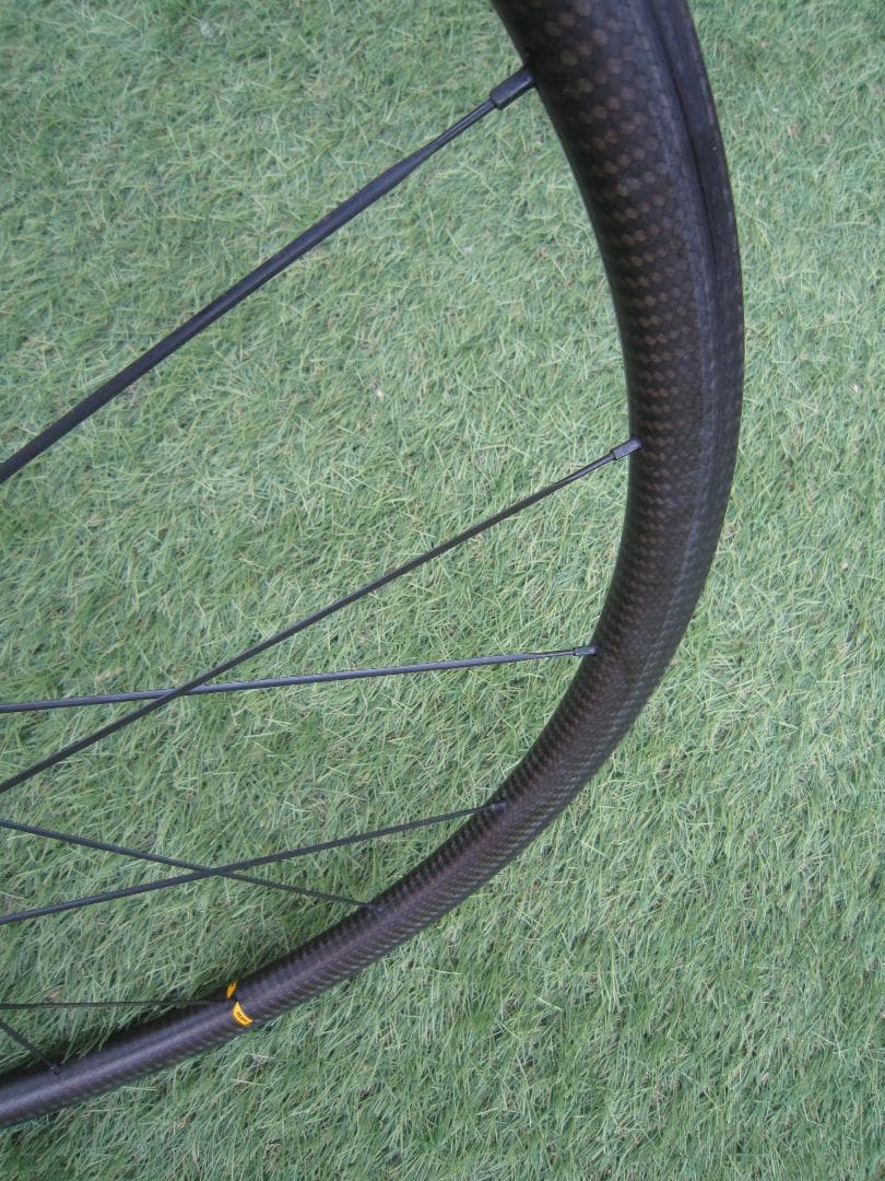 【美品】MAVIC Ksyrium Pro Carbon UST 前輪のみ