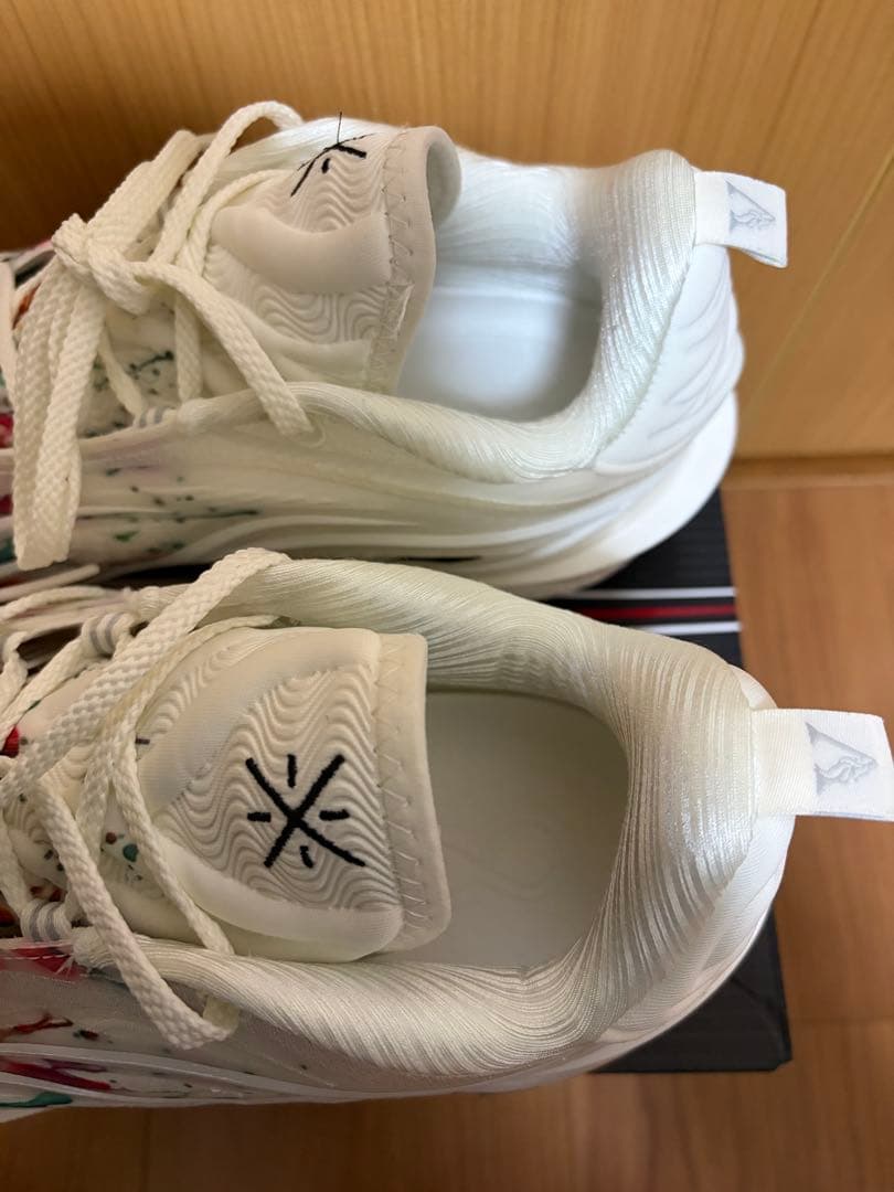 リーニン　Wade 808 5 Ultra V2「花火」US9 26.5センチ