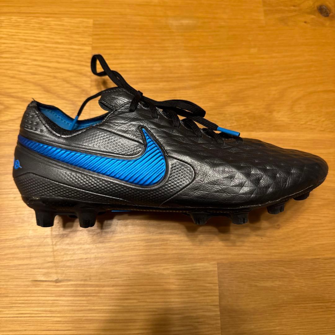 Nike ティエンポ　レジェンド8 エリート HG