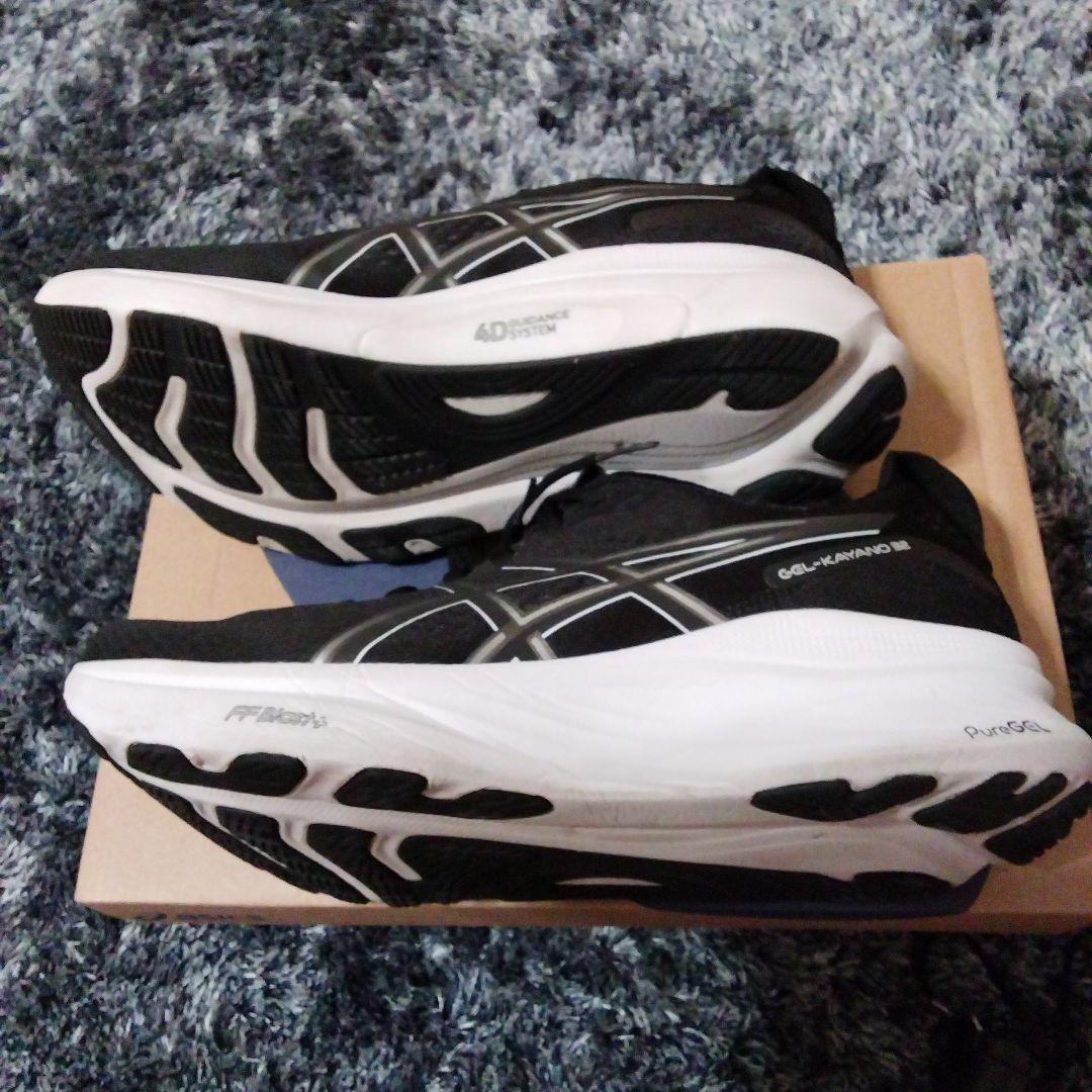 ASICS GEL-KAYANO 32 ゲルカヤノ32