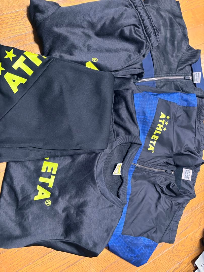 まとめ売りATHLETA ピステ ウィンドブレーカー 160 ネイビー/ブラック