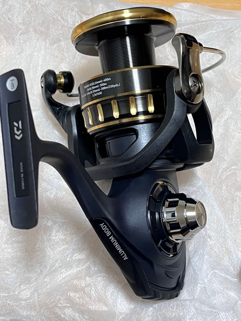 Daiwa BG SW 8000-P スピニングリール