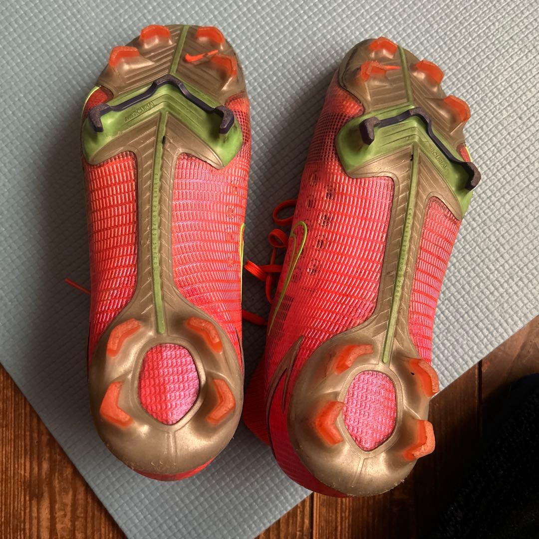 Nike マーキュリアル14
