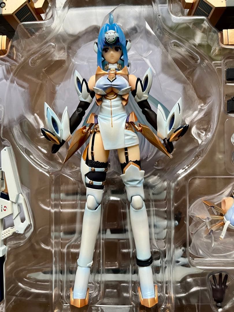 ALTER ゼノサーガ3 コスモス アクションフィギュア