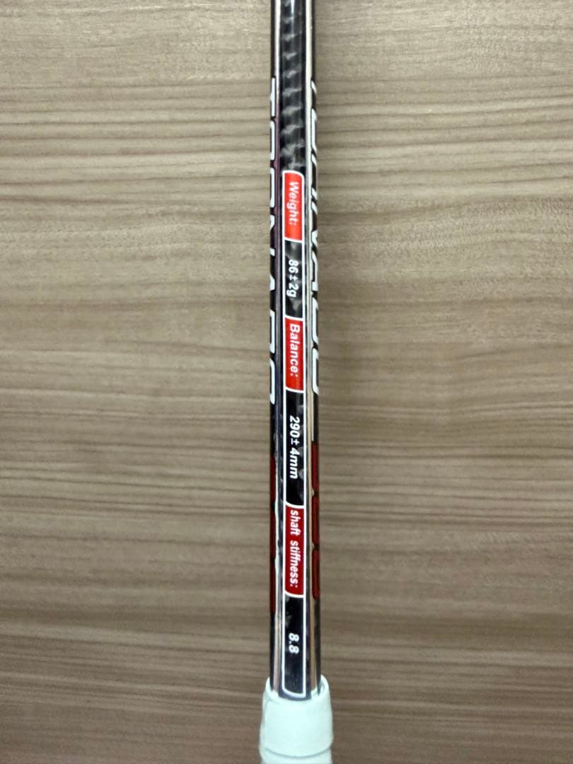 フライパワー　トルネード900　　バドミントンラケット