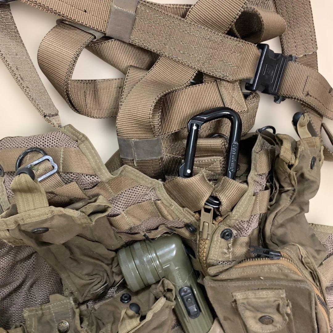 米軍放出品　USMC F-18パイロット　coyoteサバイバルベスト中古