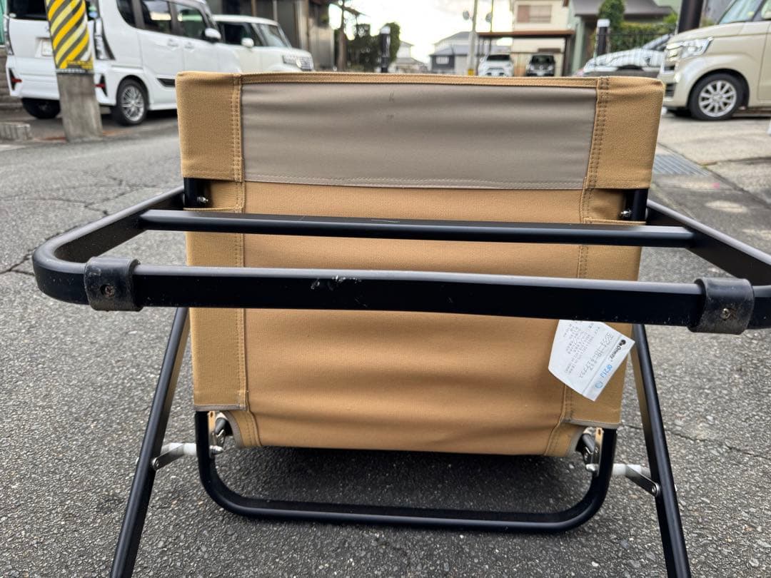 ベージュ リクライニングチェア ヘッドレスト付き