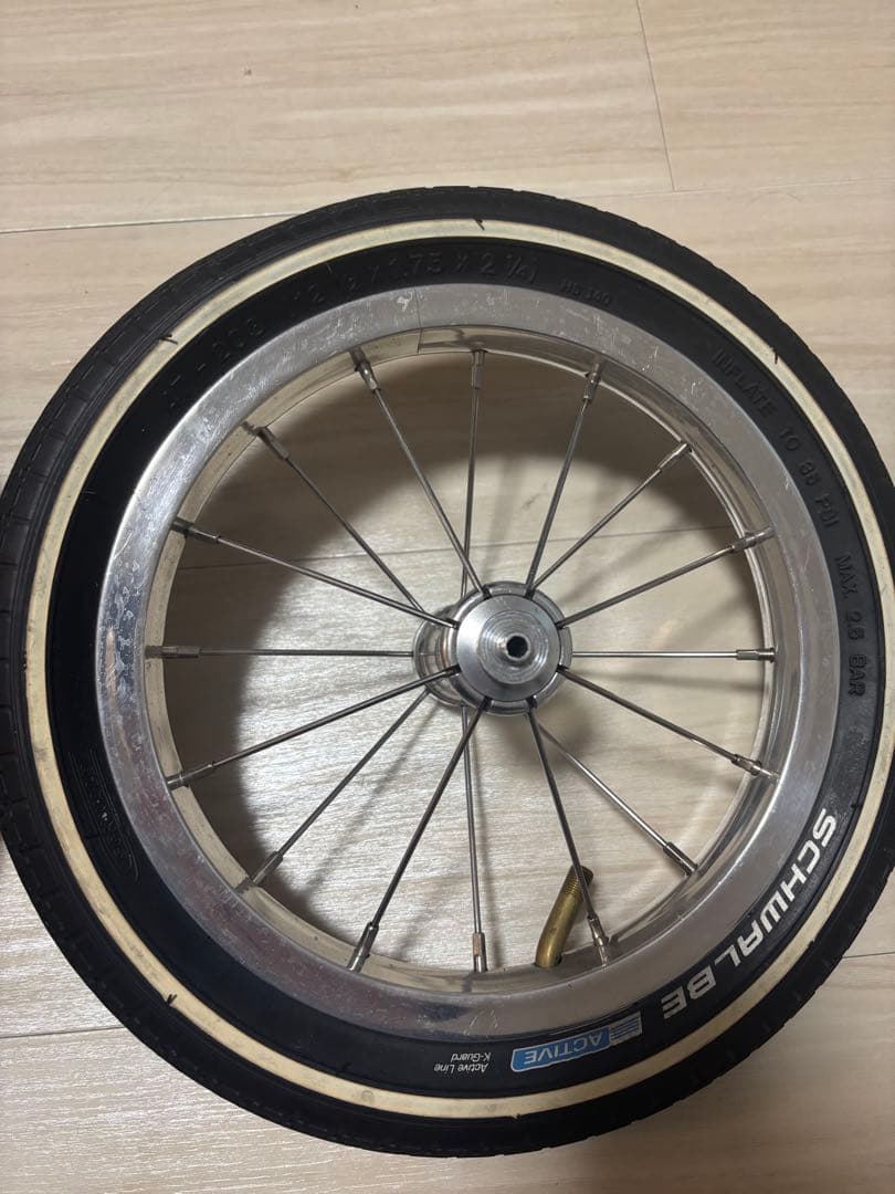 ストライダーマッハビットタイヤ