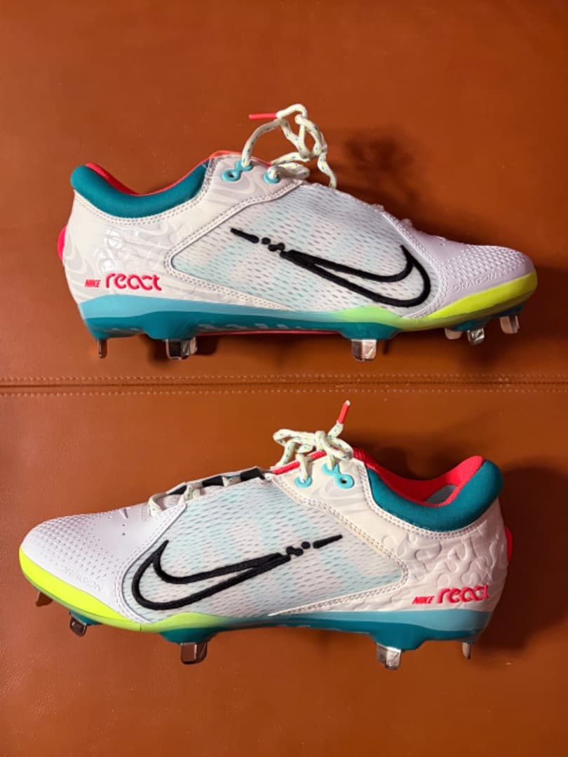 新品★USA国内限定発売モデル☆NIKE★Hyperdiamond 4★26cm