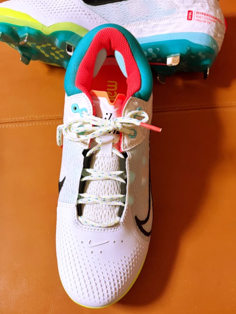 新品★USA国内限定発売モデル☆NIKE★Hyperdiamond 4★26cm