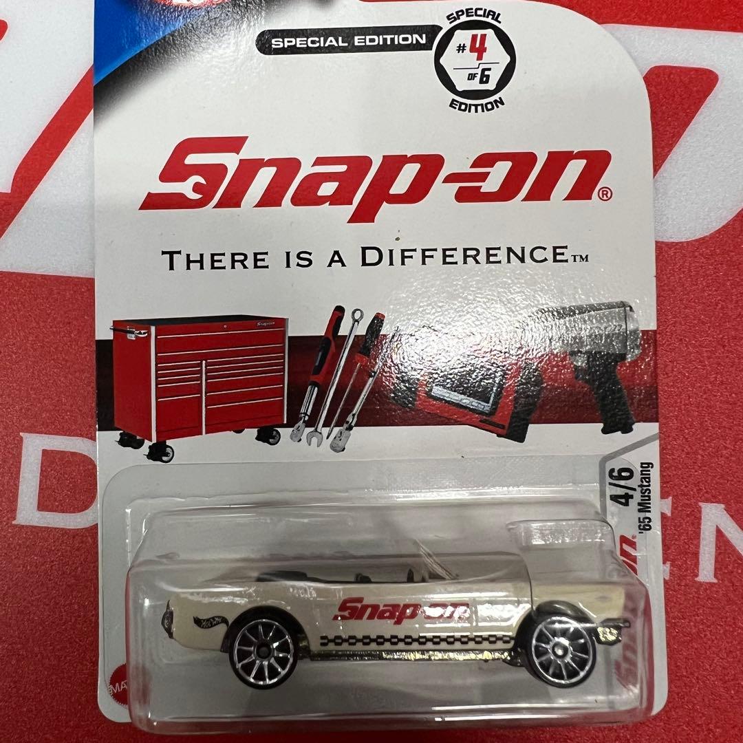 スナップオン　Hot Wheels ミニカー 4台セット 新品未使用