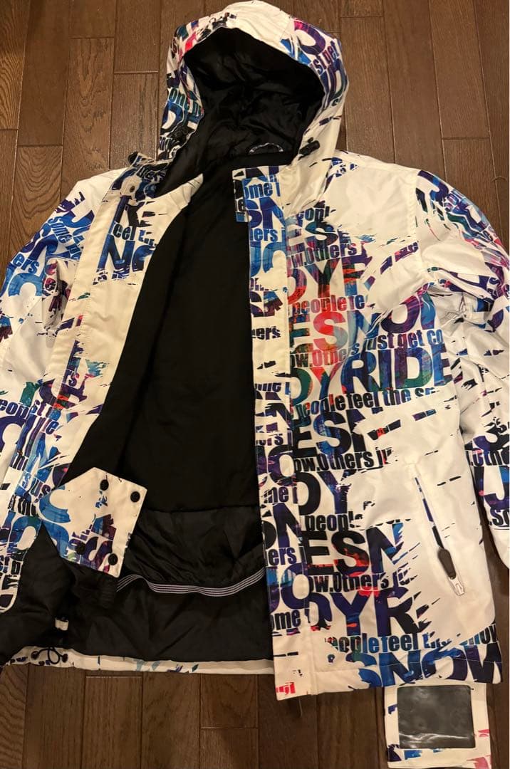 スキー　　スノボ　ウェア　上下セット